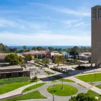 ARPANETの初期に接続されたカリフォルニア大学サンタバーバラ校(UCSB)の画像