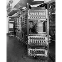 Whirlwindコンピュータの写真。SAGEシステムの初期コンピュータとして使用